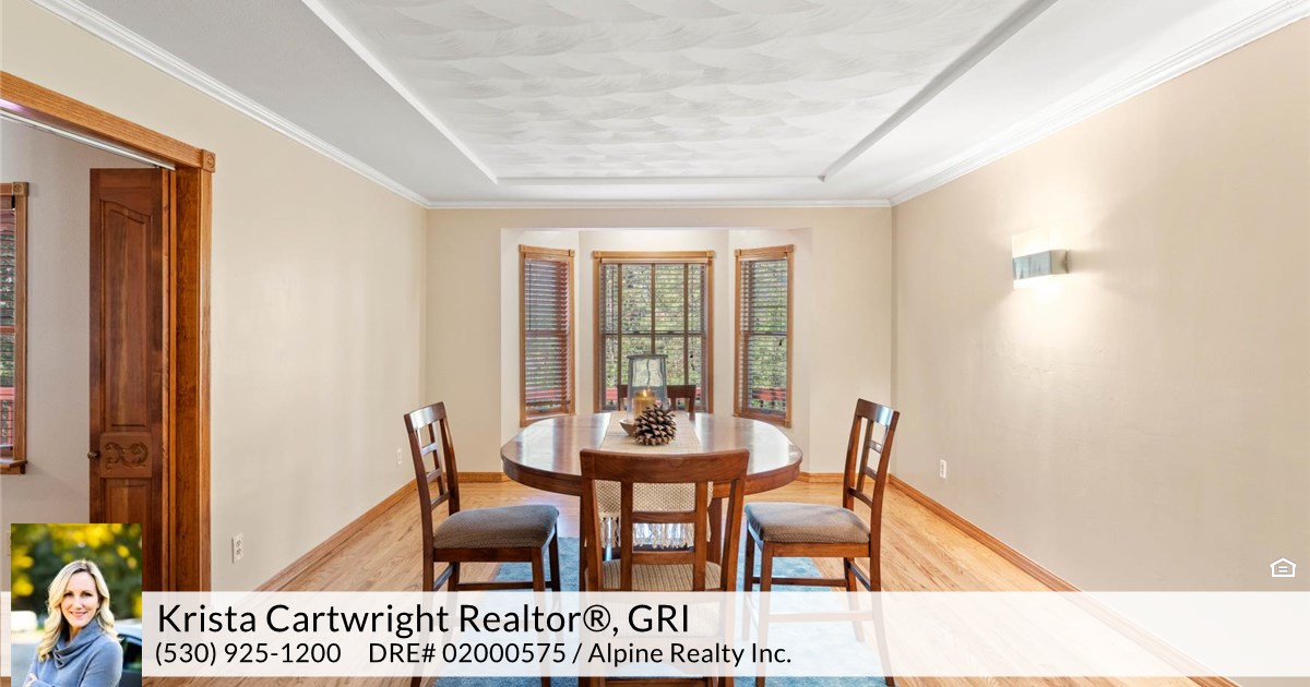 10726 Shadowwood Ln, Weed, CA 96094